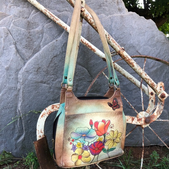 Anuschka crossbody duffle 🌼 - Picture 1 of 3